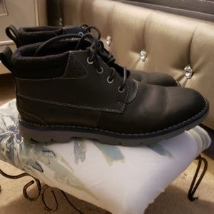 Clark's insulated boots mint condition